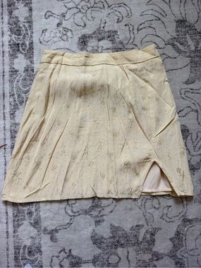 Women’s yellow/ Cream Floral A-Line Skirt